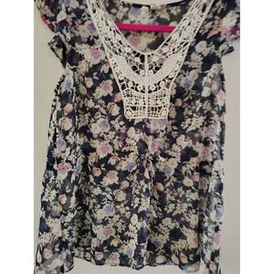 Red Camel Floral Crochet Lace V-Neck Ruffle Sleeve Sheer Blouse Navy Blue Medium